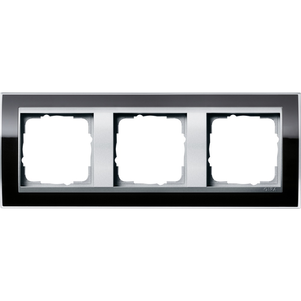 Gira Abdeckrahmen 3fach 0213736