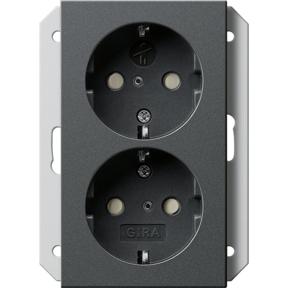 Gira Doppelsteckdose 273128