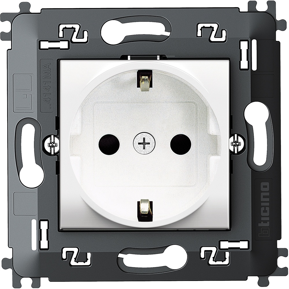 Bticino Steckdose N4141MA