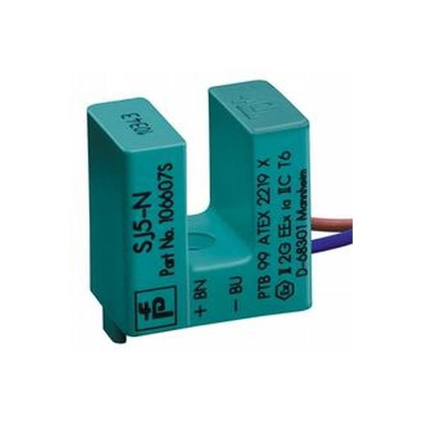 Pepperl+Fuchs Induktiver Schlitzsensor 70133002 Typ SJ5-N